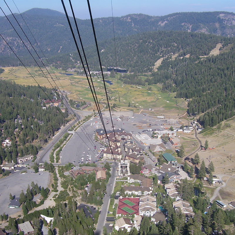 Olympic Valley from Tram_Flickr CC_PC-glenngould_800x800